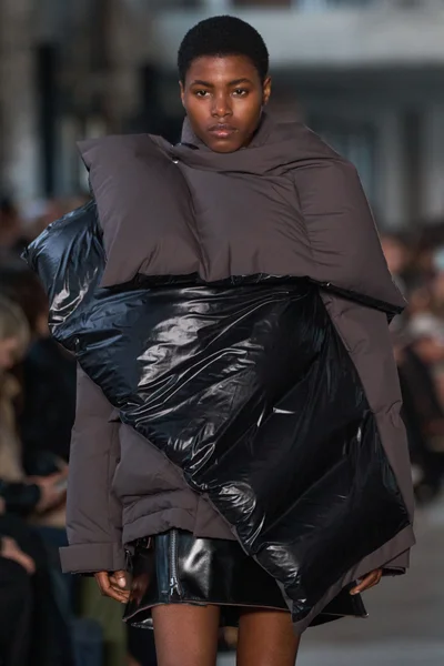 Look 36
